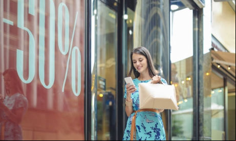 Young woman in the city 