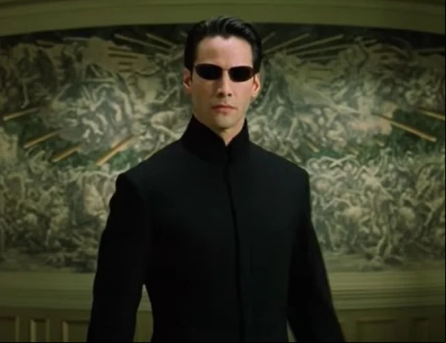 Dali por diante, a carreira de Kenau deslanchou e não parou de colecionar sucessos. Versátil, ele já atuou em comédias, dramas, filmes de terror, aventura e ação. E sempre com protagonismo. Keanu, por exemplo, é Neo, de Matrix, blockbuster que o consagrou e que virou uma saga.